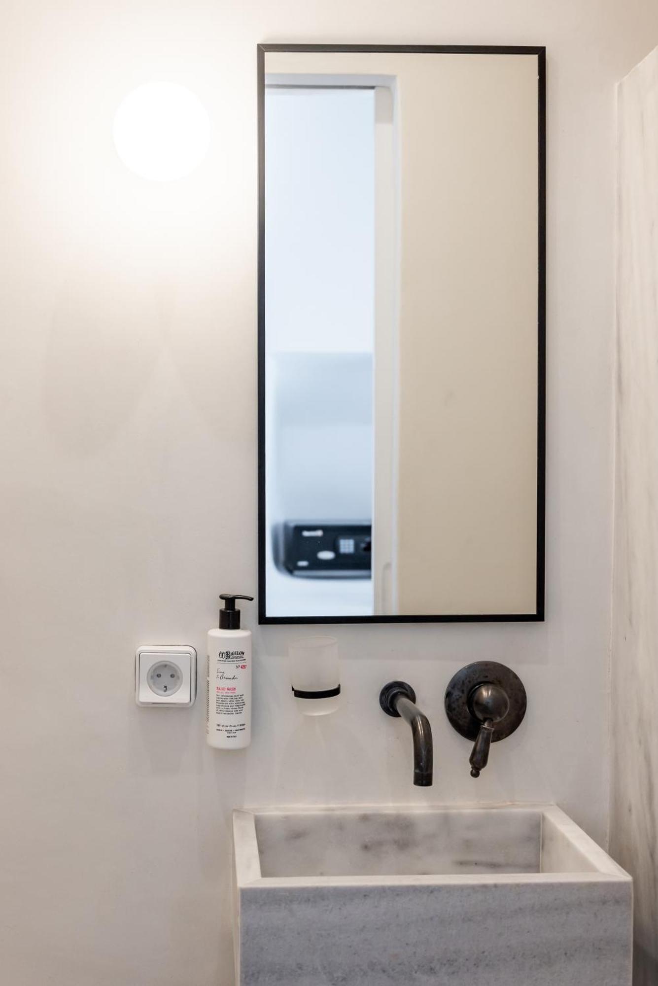 Aniko Suites White Alley Mykonos Town 外观 照片